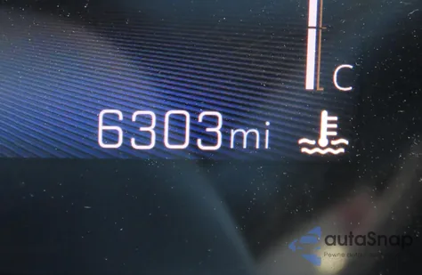 2025 Chevrolet Trax Activ из США, поврежденный, VIN KL77LKEP1SC196732